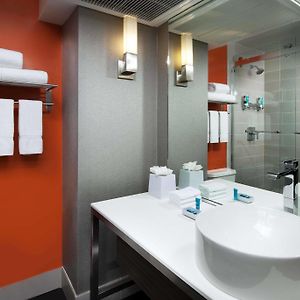 Queen Room Hearing Accesible